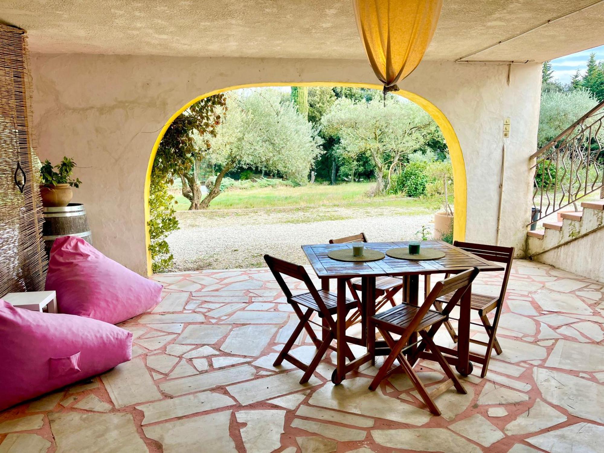 Hotel Domaine Colibri En Provence Pujaut Zewnętrze zdjęcie