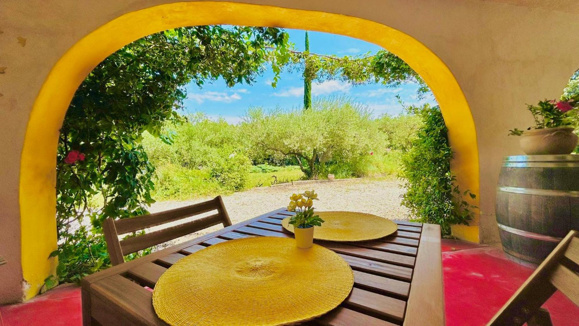 Hotel Domaine Colibri En Provence Pujaut Zewnętrze zdjęcie