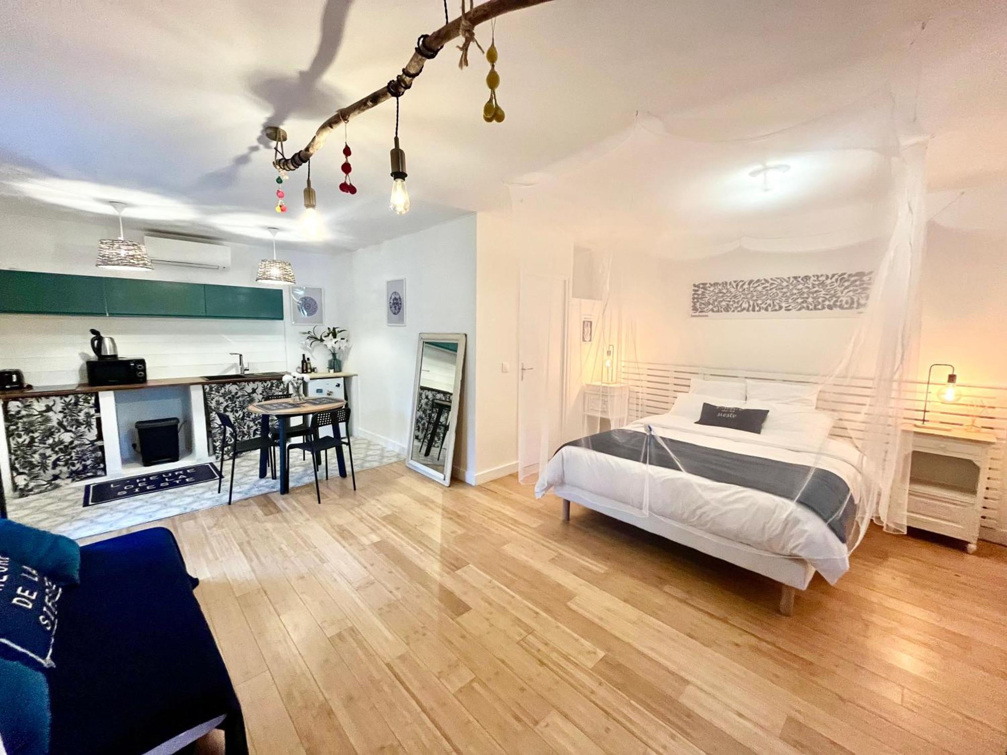 Hotel Domaine Colibri En Provence Pujaut Zewnętrze zdjęcie